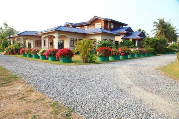 The Ricefields Hotel - Photo2