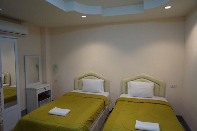 The Riverfront Place - Photo4