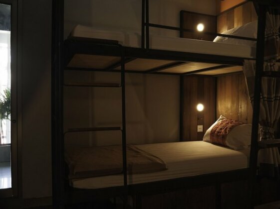 Whereder Poshtel - Photo4