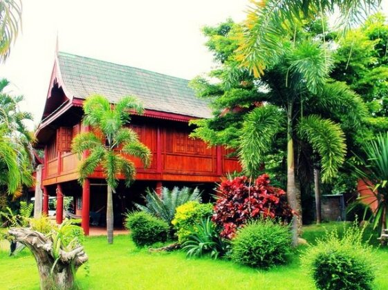 Umphangburi Resort - Photo4