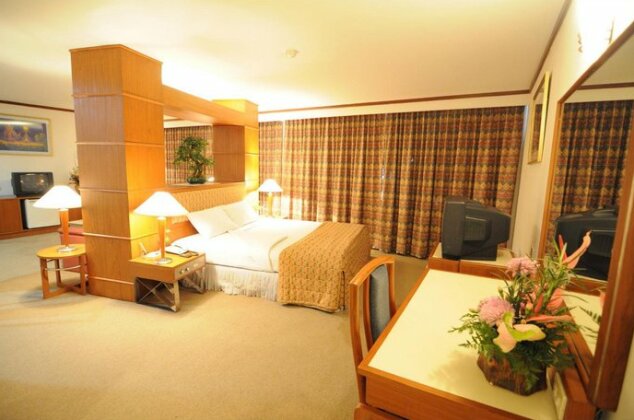 Friday Hotel Uttaradit - Photo3