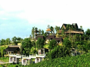 Bu Ngasari Resort
