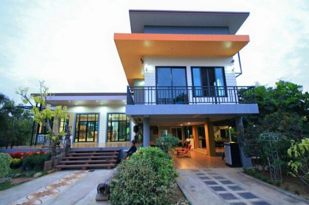Sunsmile's house - Photo2