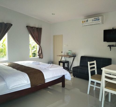 OYO 767 Pang chompu Resort - Photo2