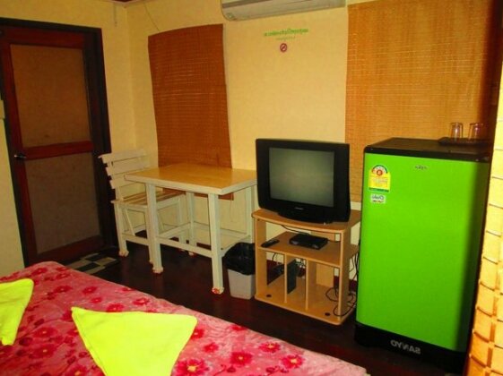 Chorchaipruk Guest House - Photo5
