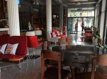 Waen Petch Place Hotel - Photo4