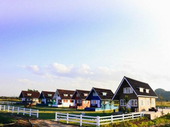 Dr Lee Farm - Photo2