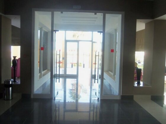La Playa Hotel Club - Photo2