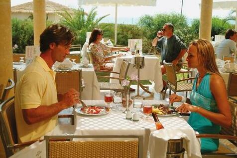 Tui Sensimar Oceana Resort and Spa - Photo4