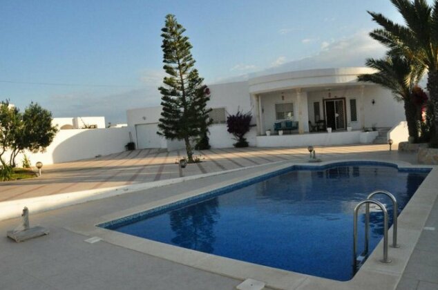 Villa dhiefa