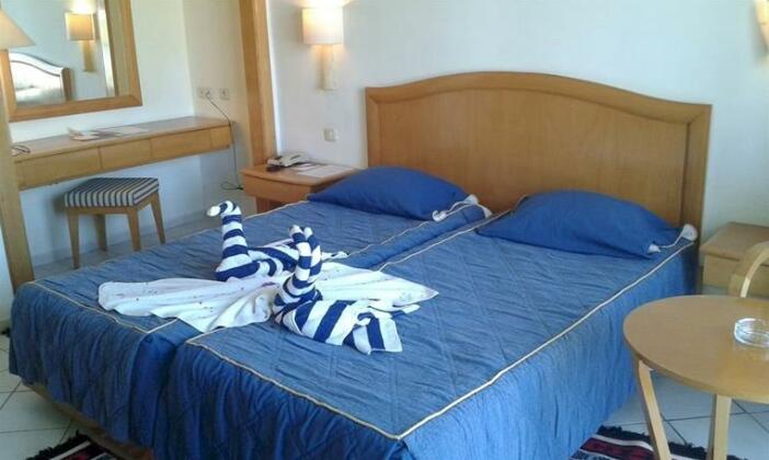 Ruspina Hotel and Spa - Photo2