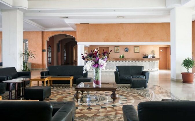Itropika Hotel - Photo2