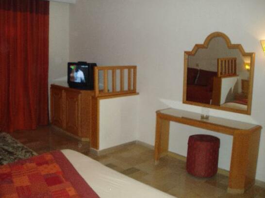 Hotel Ramla - Photo4
