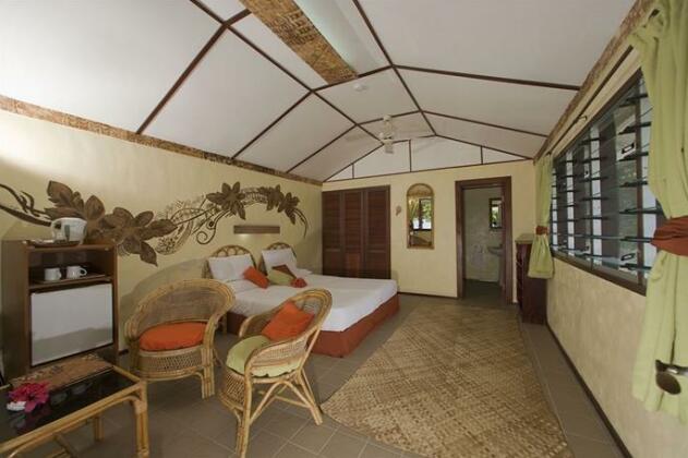 Sandy Beach Resort Lotofoa - Photo3