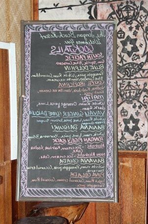 Tongan Beach Resort - Photo2