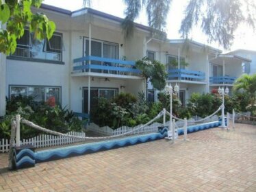 Captain Cook Apartments