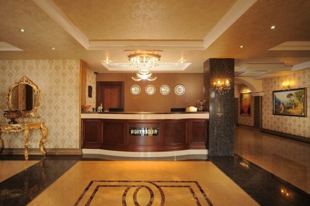 Golden Lake Hotel Adana - Photo2