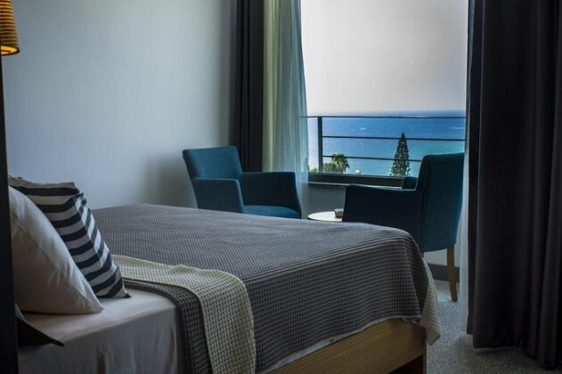 Port Marina Hotel - Photo2