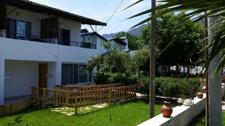 Ceneviz Hotel - Photo4