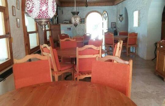 Maviay Hotel - Photo2