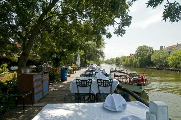 Riverside Hotel Agva - Photo4