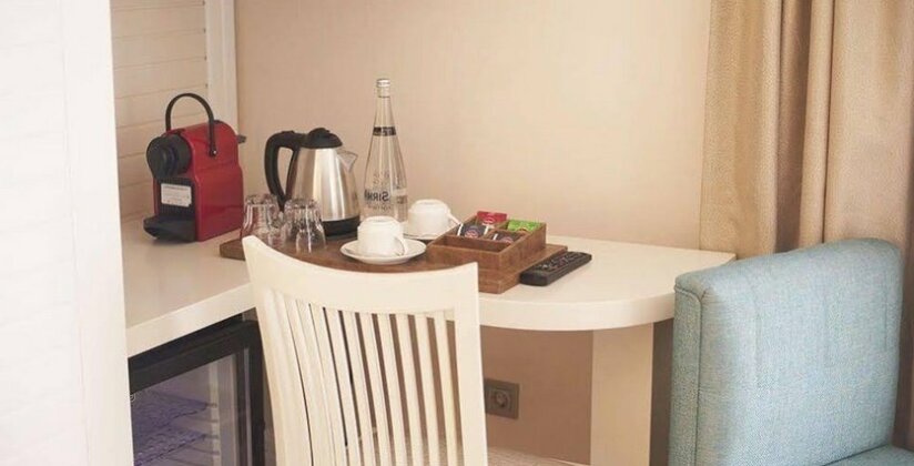 The Escape Hotel - Photo2