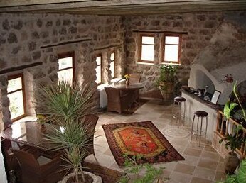 Wonderland Cave Hotel - Photo2