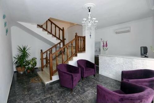 Ala Hotel - Photo2