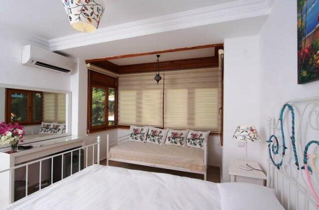 Ayka Hotel - Photo2