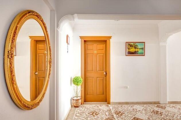 Feron Hotel - Photo2