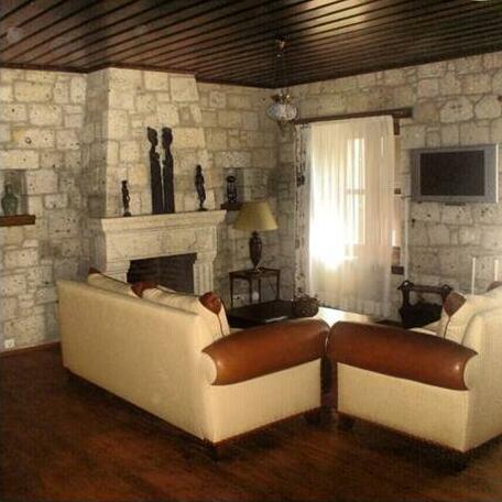 Alacati Ev Hotel - Photo2