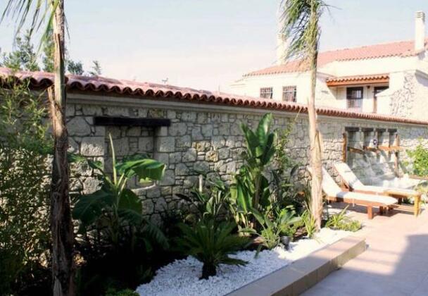 Alacati Leylak Hotel - Photo2