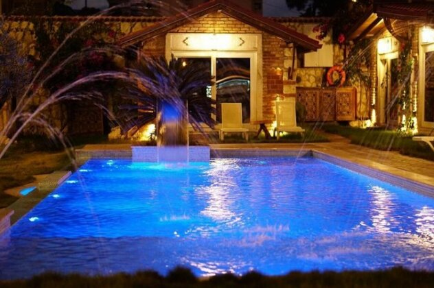 Alacati Woods Lodge - Photo2