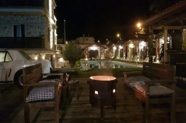 Alacati Woods Lodge - Photo3