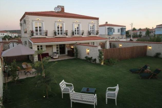 Angel's Inn Alacati Hotel - Photo4