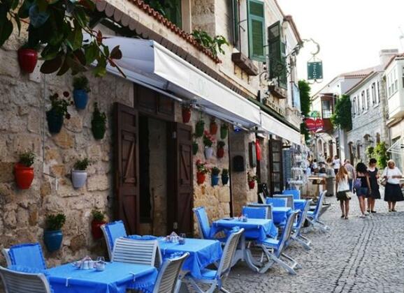 Insula Hotel & Restaurant - Photo2