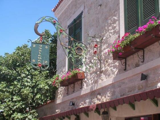 Insula Hotel & Restaurant - Photo3