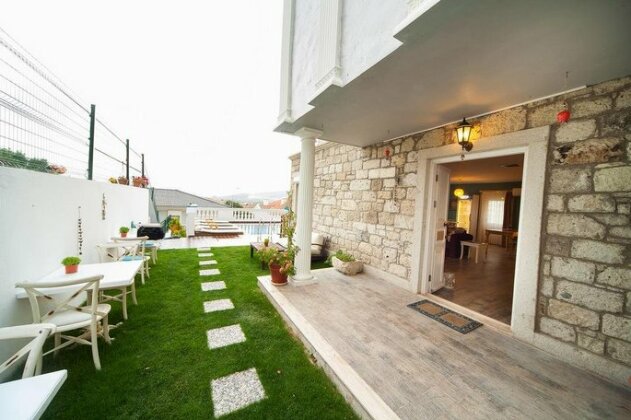 Ionic Hotel - Photo2