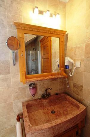 Kemerlihan Deluxe Hotel - Photo2