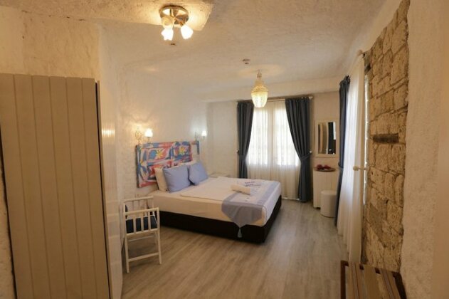 Kirlance Hotel - Photo3