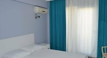 Lapis Port Sorf Hotel - Photo4
