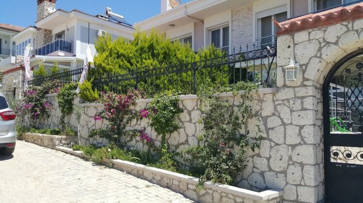 Pembe Villa - Photo2