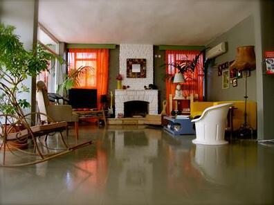 Yucca Hotel - Photo4