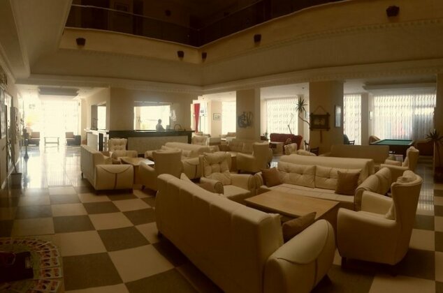 Bayar Club - Photo5