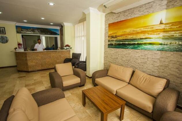 Boreas Suite Hotel - Photo2