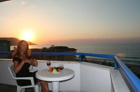 Elysee Beach Hotel - Photo4