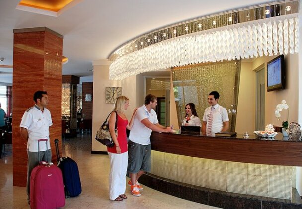Grand Okan Hotel - Photo4