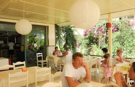 Lemon Beach Hotel - Photo5