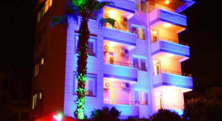 Sempati Apart Hotel - Photo2