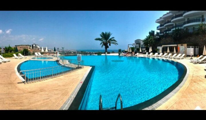 Sunset Beach Vip Residences - Photo2